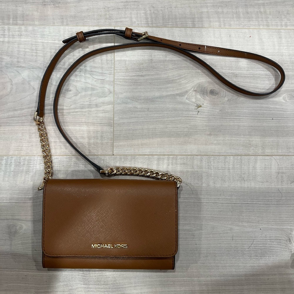 Michael Kors Phone Wallet on Chain Crossbody